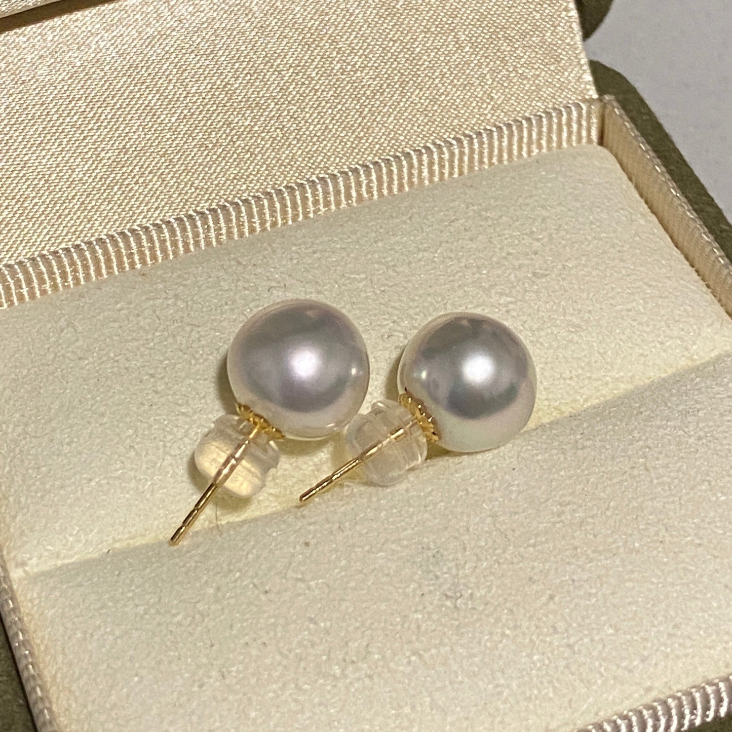 18K Gold Australian South Sea Stud Earrings SE18K0100