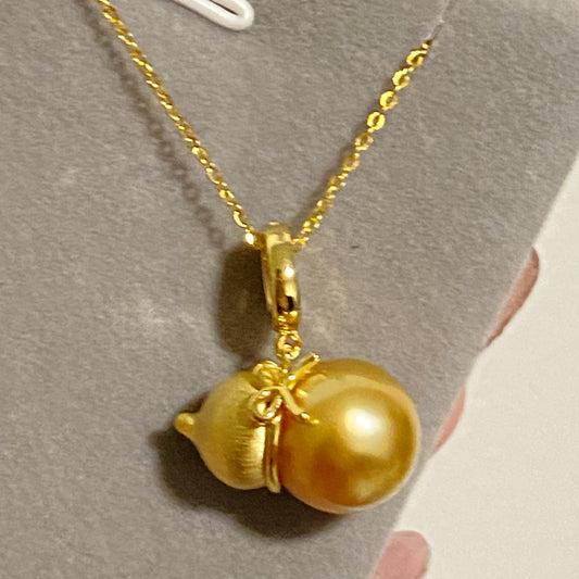 (Pre-order) Gourd Style South Sea Golden Pearl Necklace GNS1100