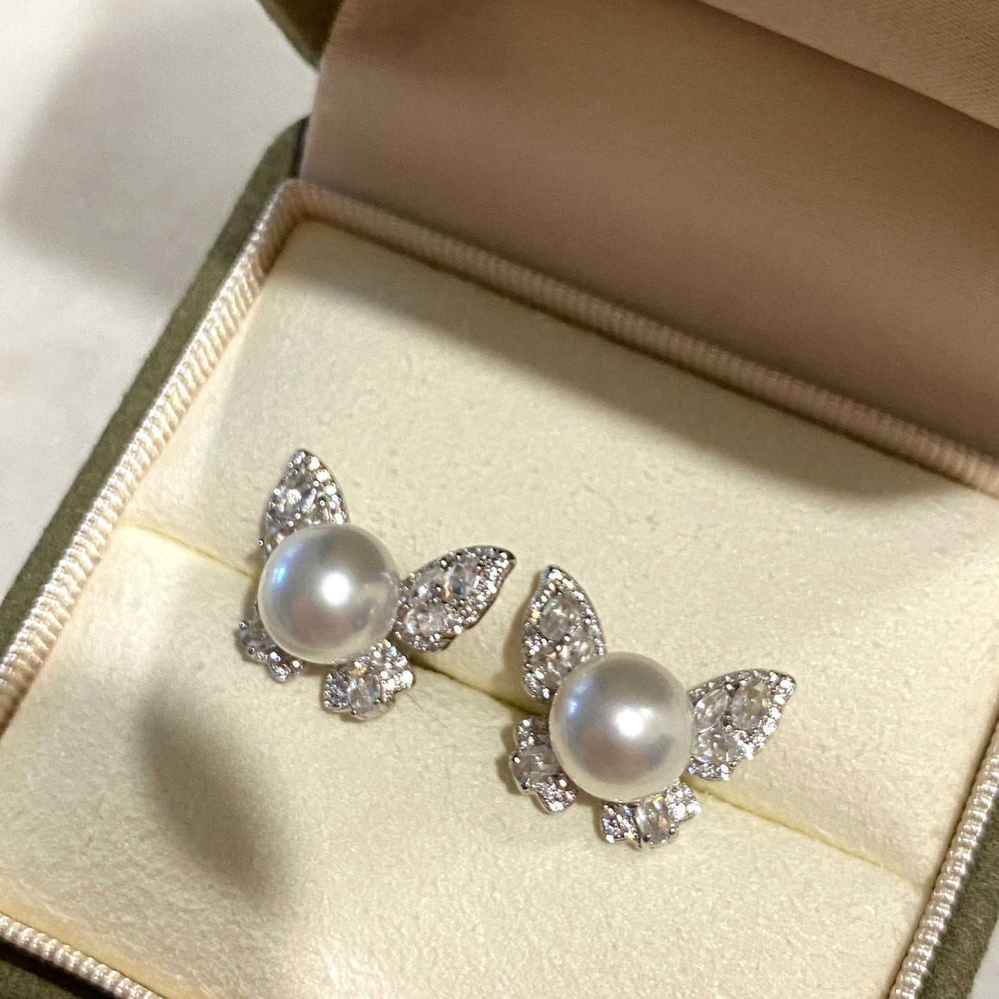 Little Butterfly Australian South Sea Pearl Earrings SES0850