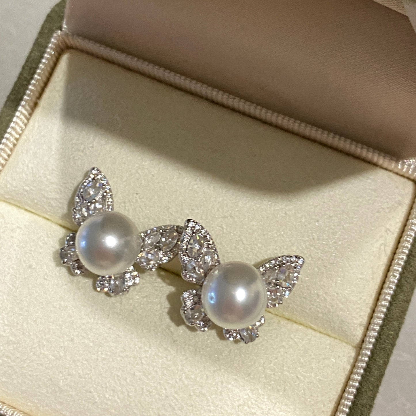Little Butterfly Australian South Sea Pearl Earrings SES0850
