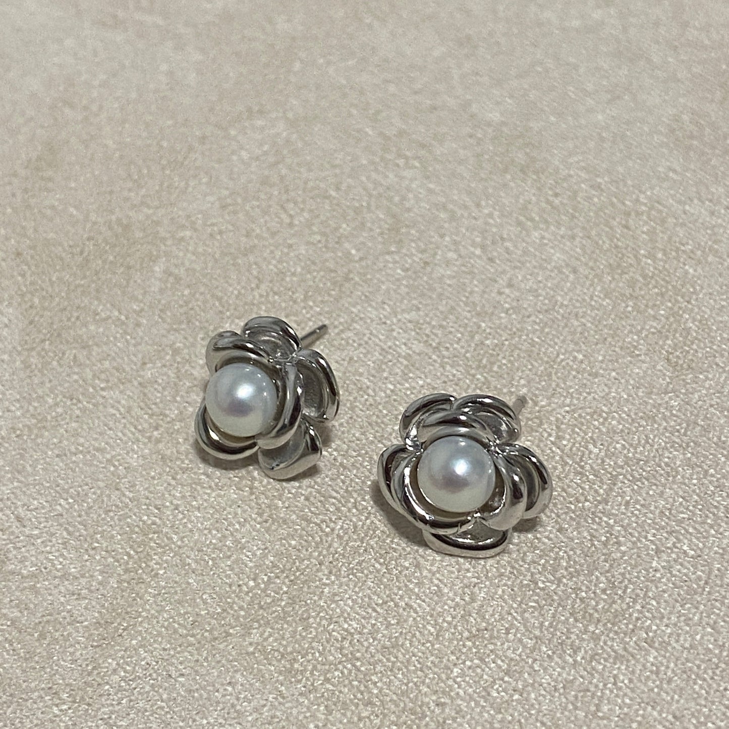 5mm Little Flower Freshwater Pearl Stud Earrings