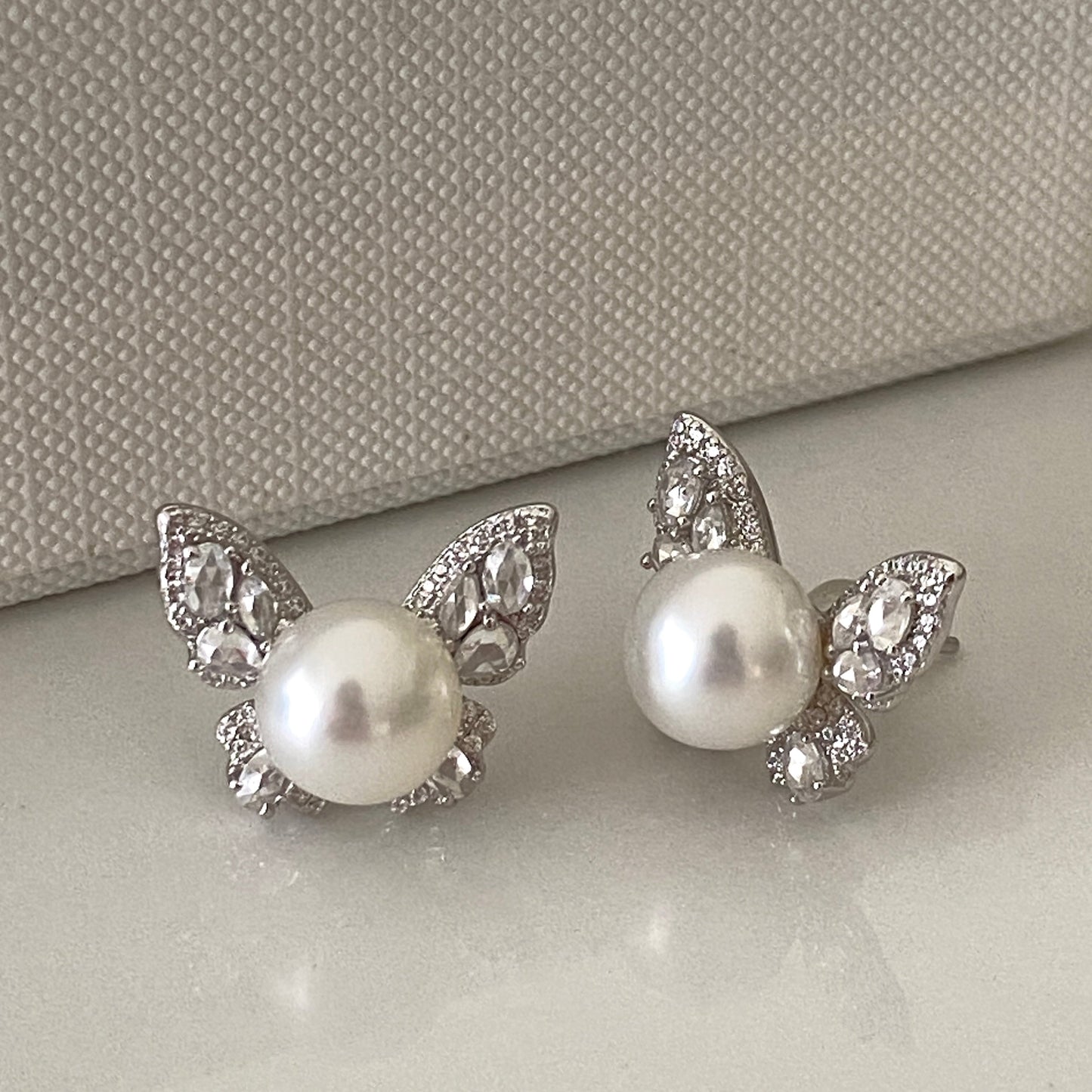 Little Butterfly Australian South Sea Pearl Earrings SES0850