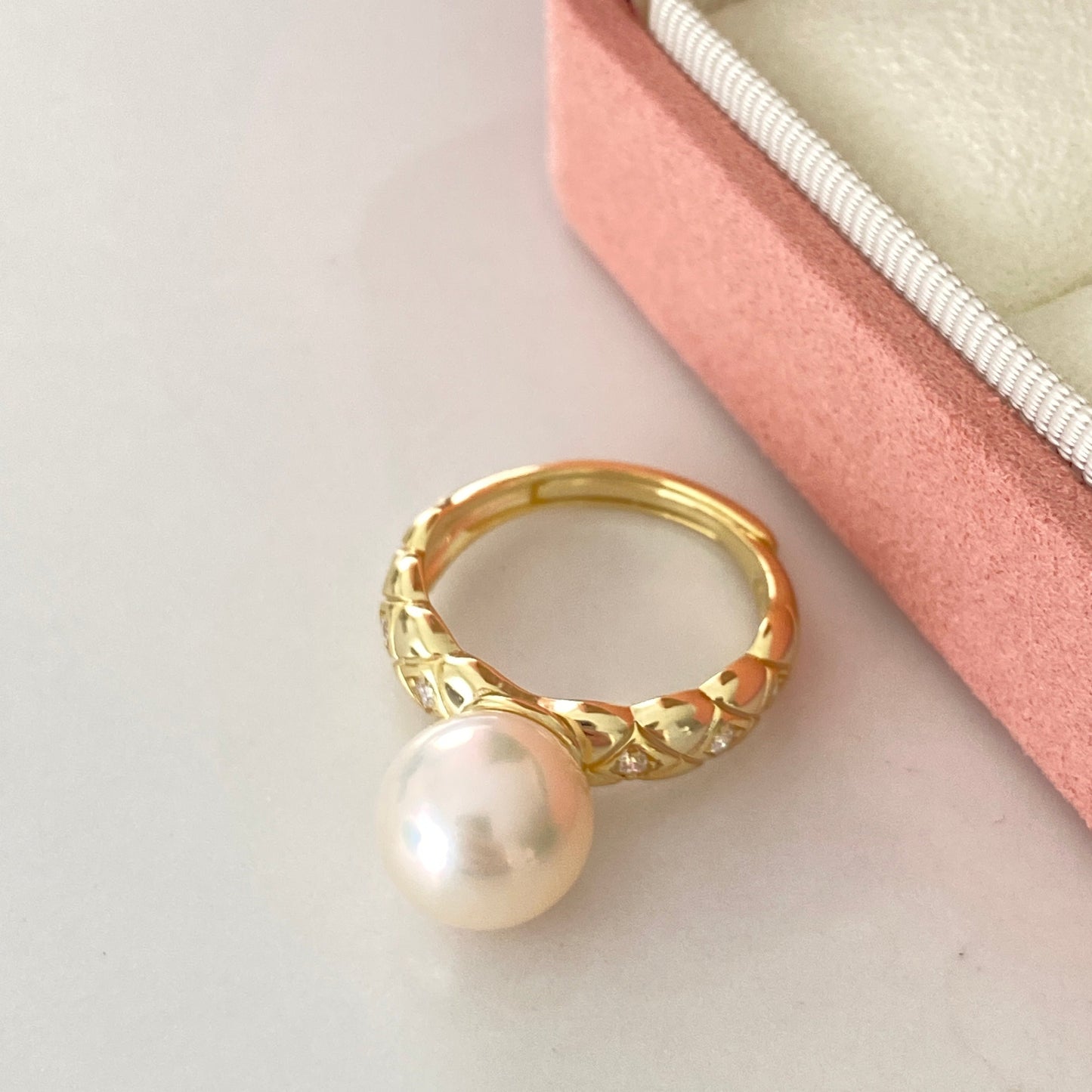 Chic Natural Cream Gold Freshwater Pearl Ring FRSG9800