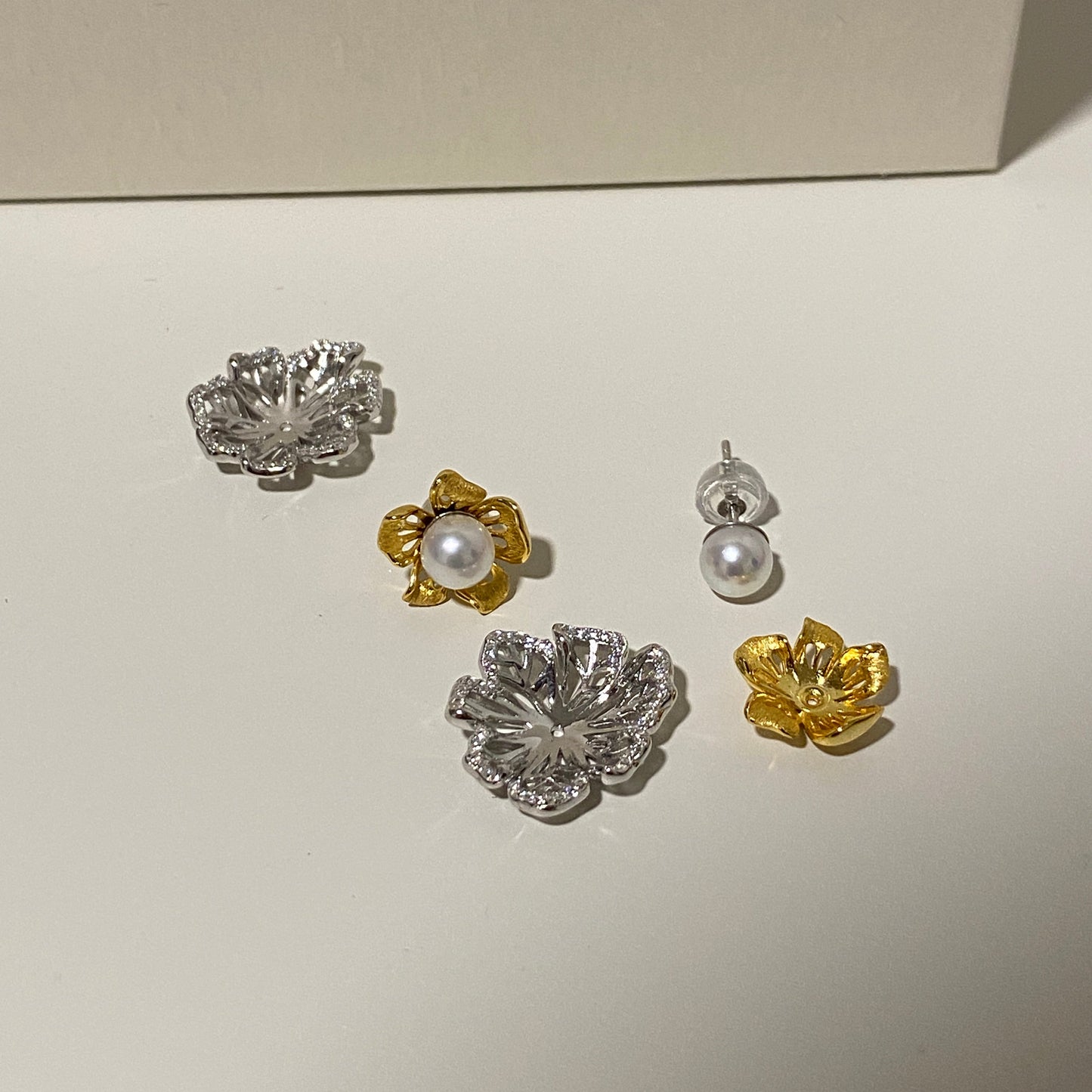 5.5-6mm Honeysuckle Four-piece Freshwater Pearl Earrings FESG5560