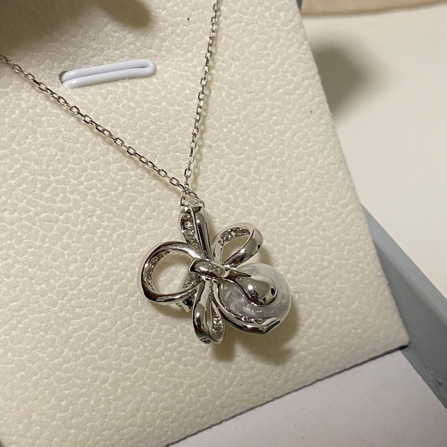 10mm Delicate Satin Ribbon Bow Australian South Sea Necklace PESNS0100