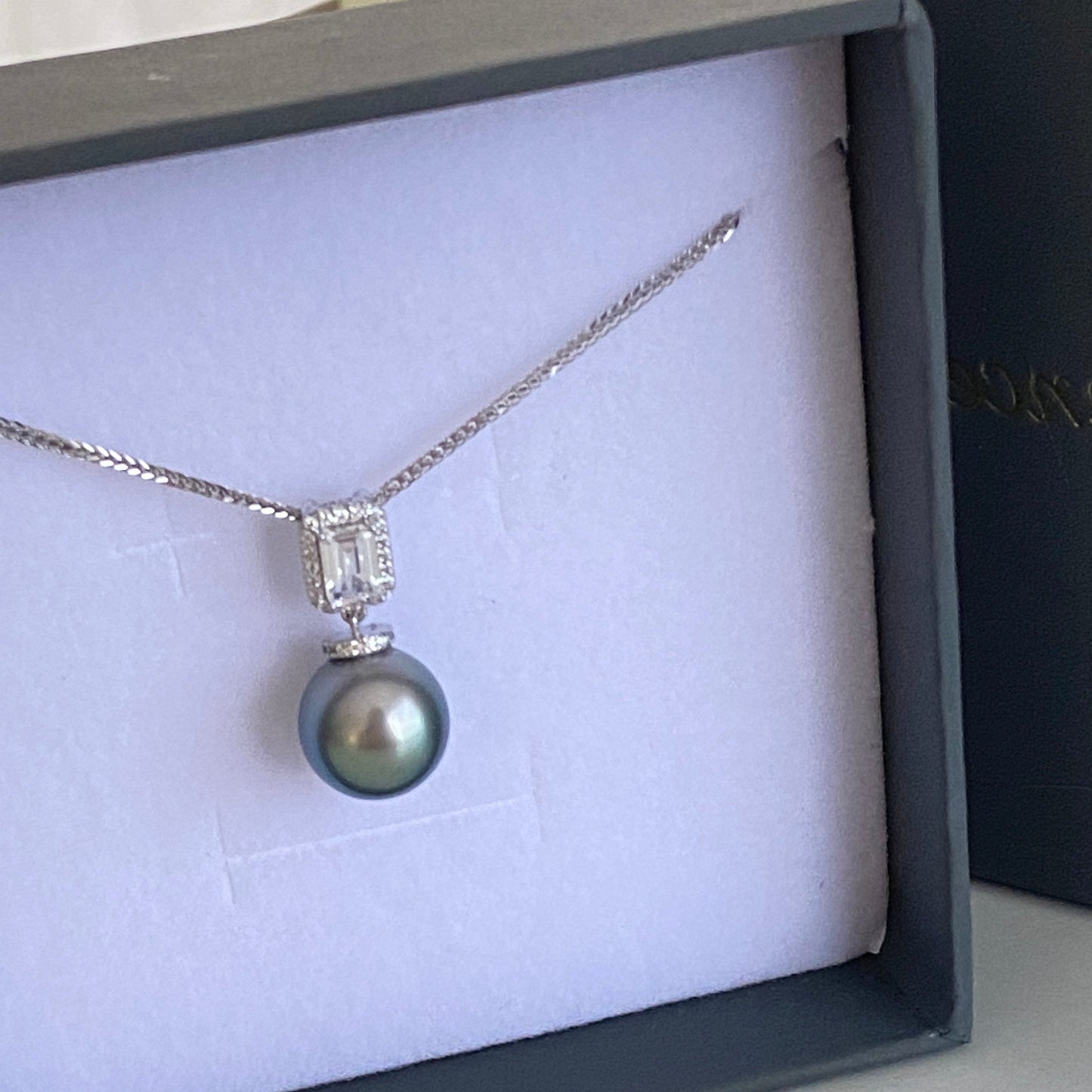 (Pre-order) Sugar Cube Style Tahitian Pearl Necklace TNSZ1112