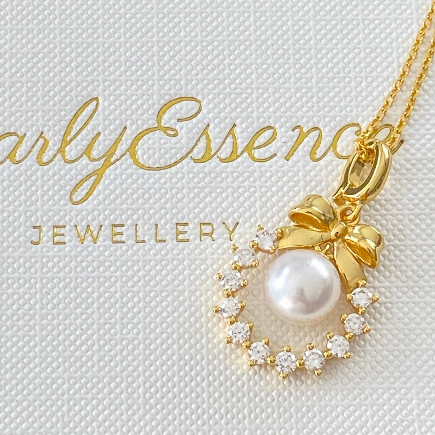 Christmas Limited Edition - Bow Wreath Australian South Sea Pearl Necklace