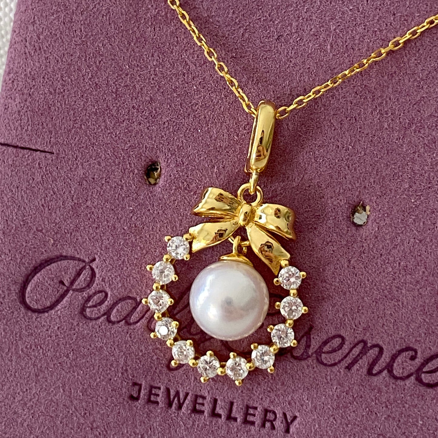 (Pre-order) Bow Wreath Australian South Sea Pearl Necklace