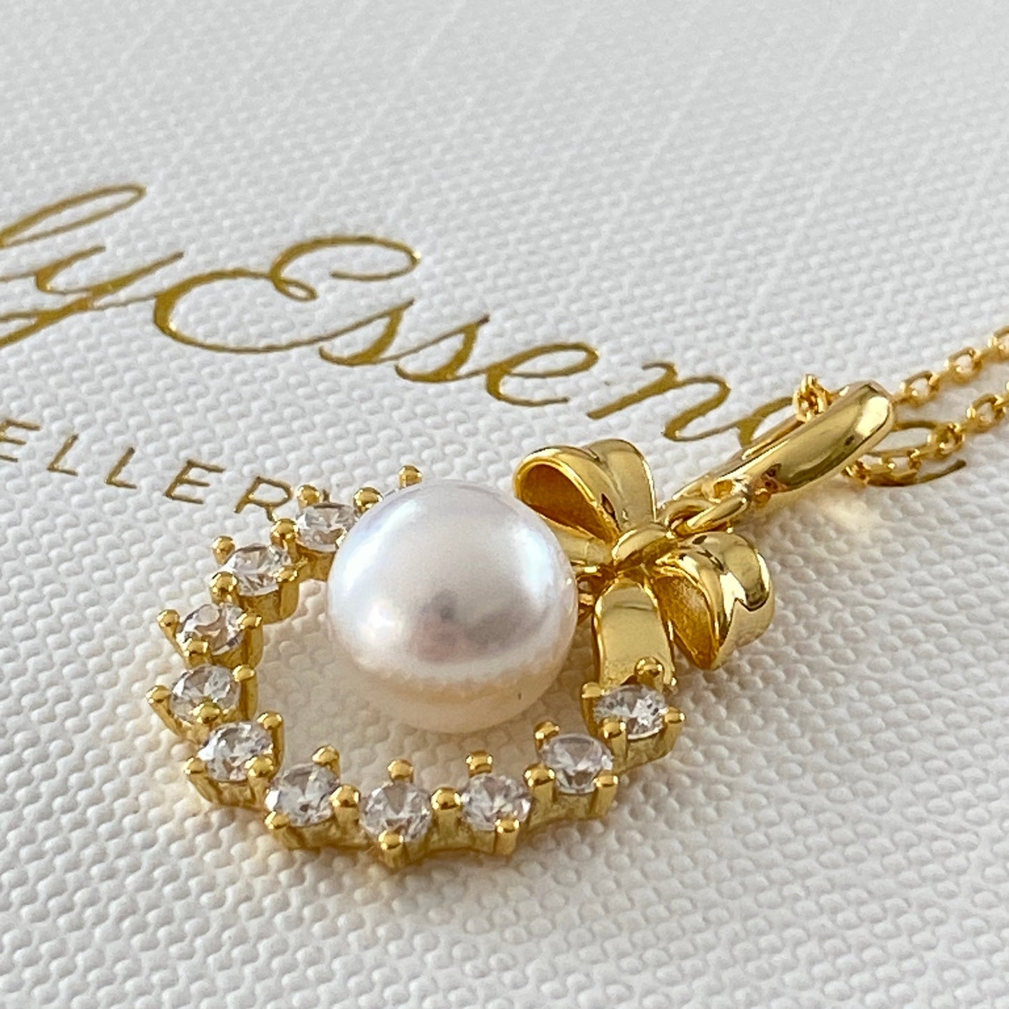 (Pre-order) Bow Wreath Australian South Sea Pearl Necklace