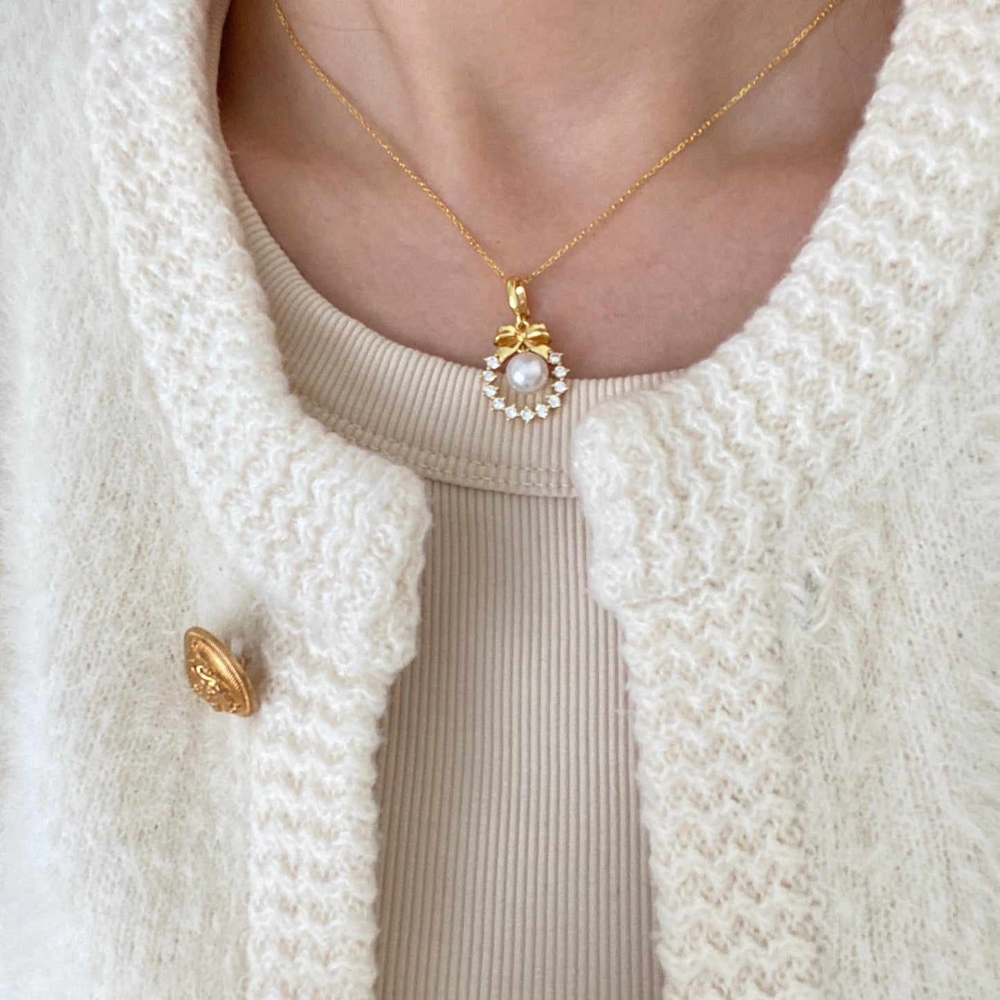 Christmas Limited Edition - Bow Wreath Australian South Sea Pearl Necklace