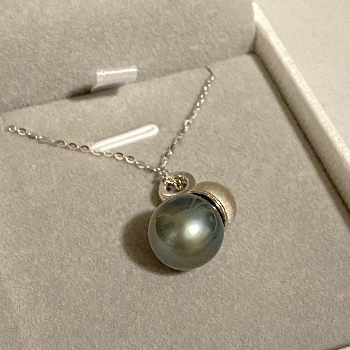 (Pre-order) Gourd Style Tahitian Pearl Necklace TNS1200