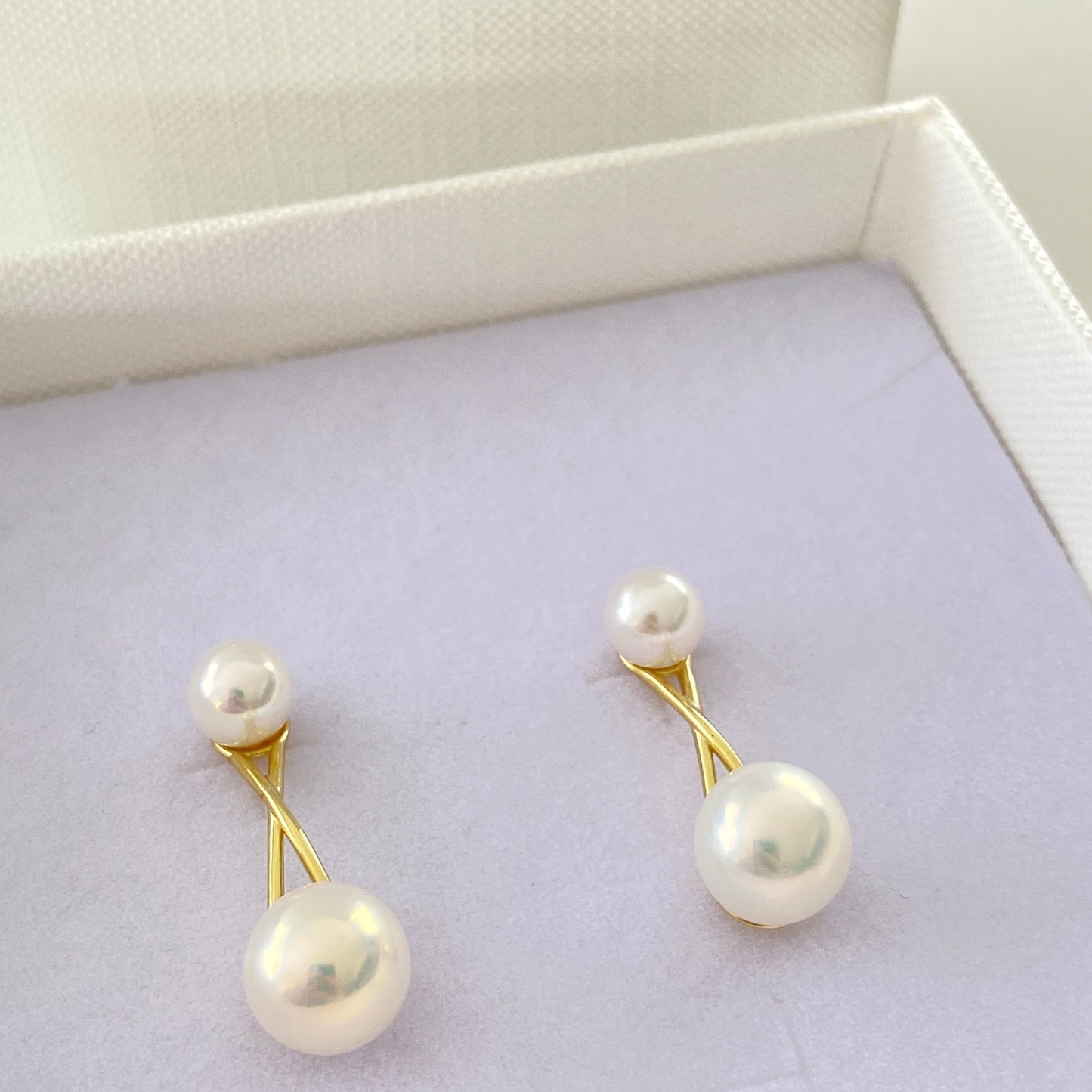 Cross-over Freshwater Pearl Earrings FESG6287