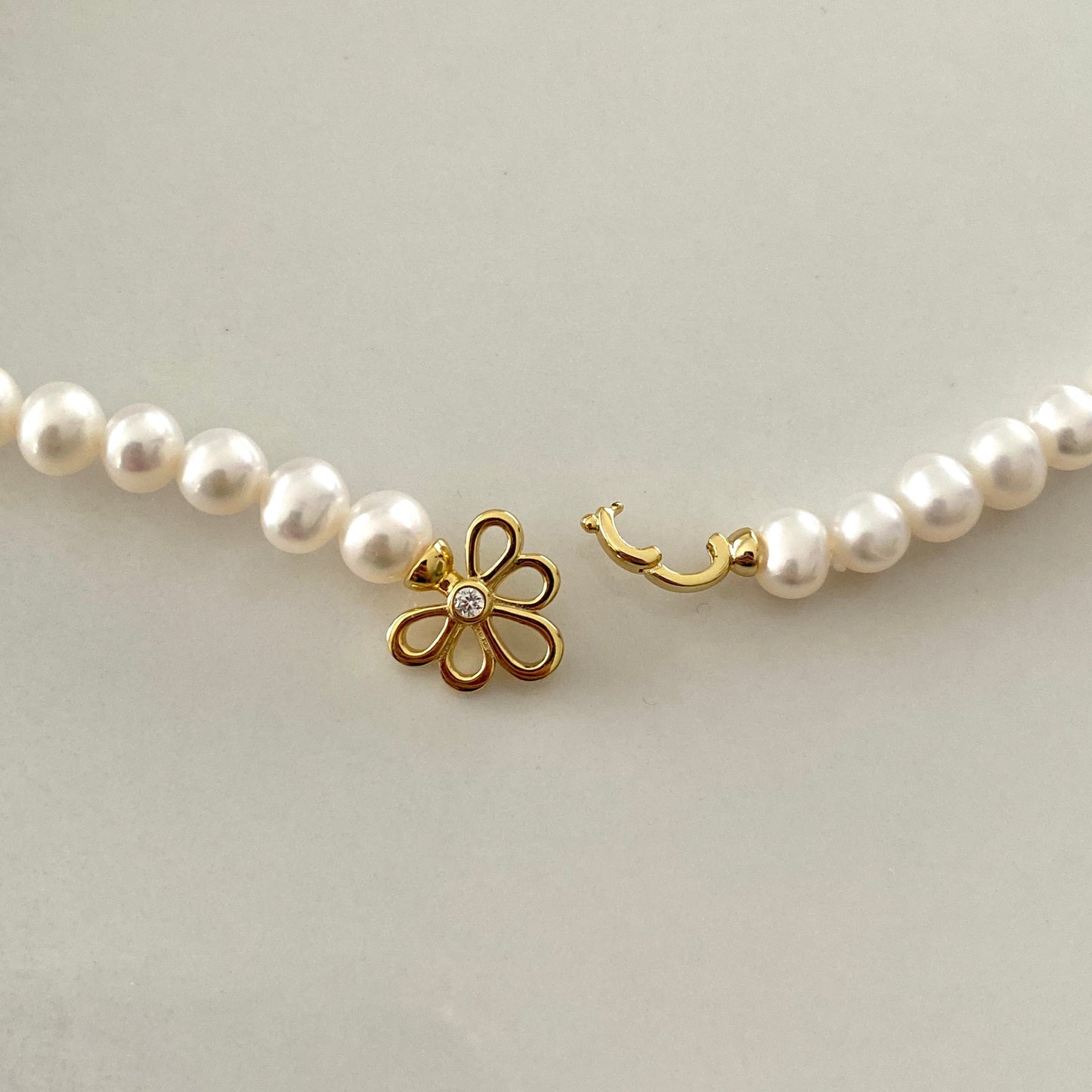 (Pre-order) 6.5-7mm Butterfly Flower Freshwater Pearl Strands FSSG6570