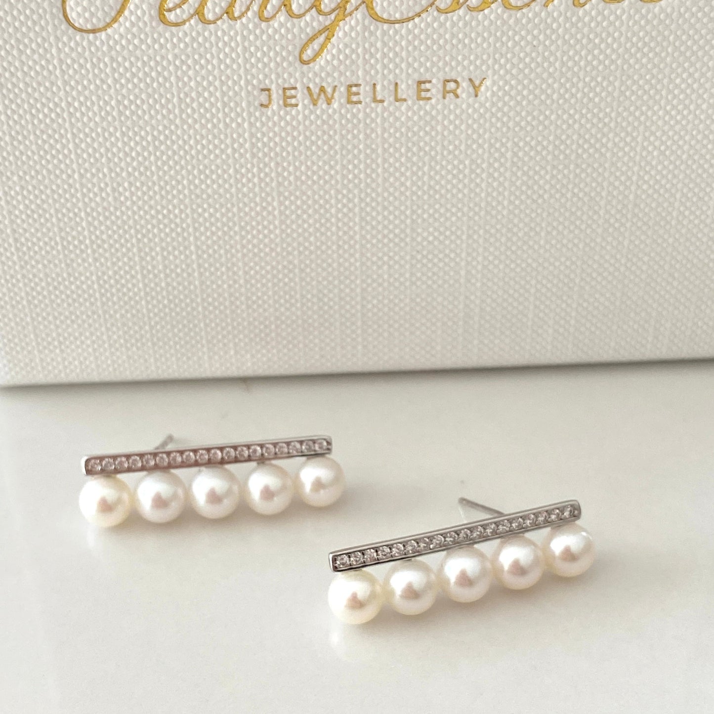 Balance Freshwater Pearl Earrings FES5560
