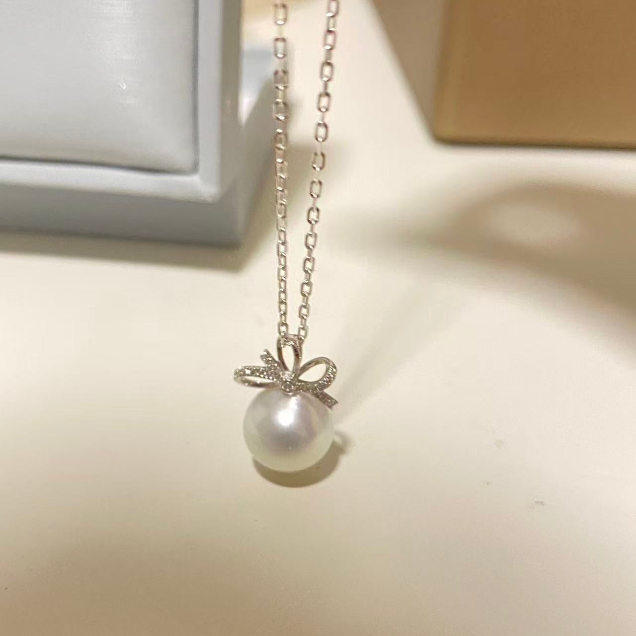 18K Gold Bow Australian South Sea Pearl Necklace