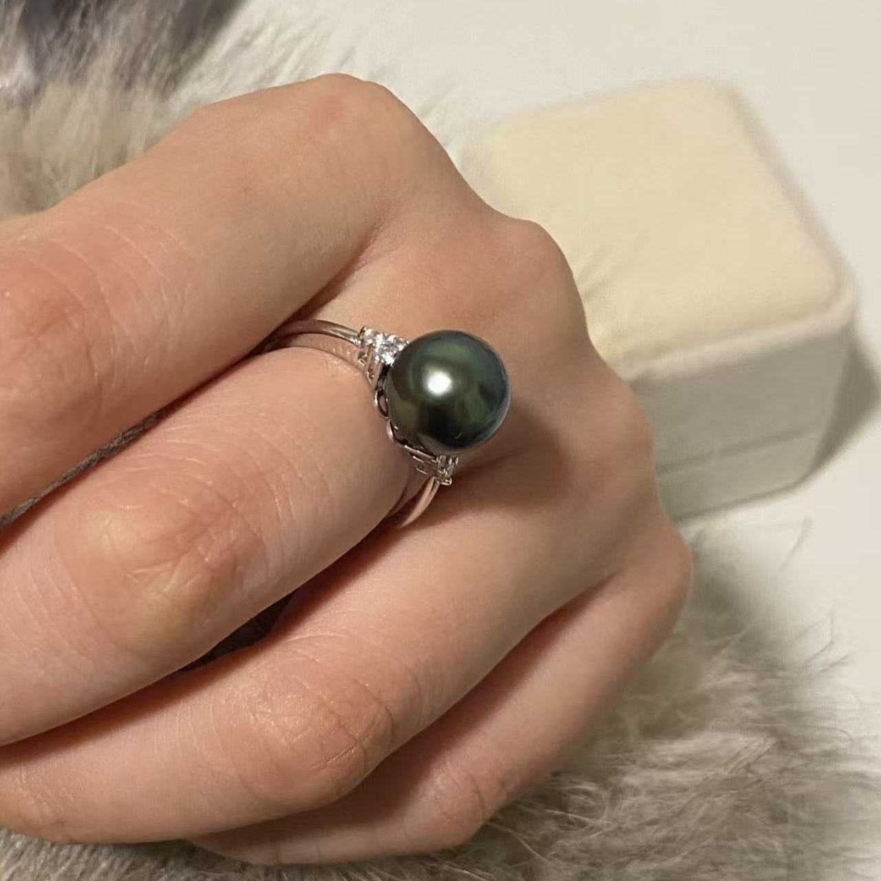 10-11mm Minimalist Tahitian Pearl Ring TRS1050