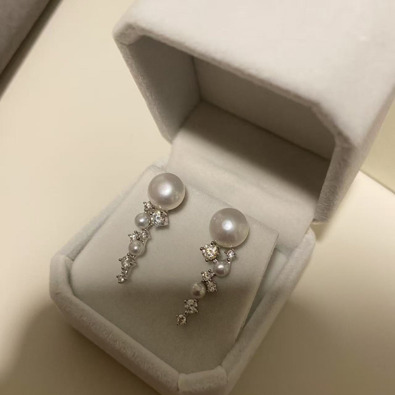 (Pre-order) 3-8mm Starlit Freshwater Pearl Stud Earrings FES3480
