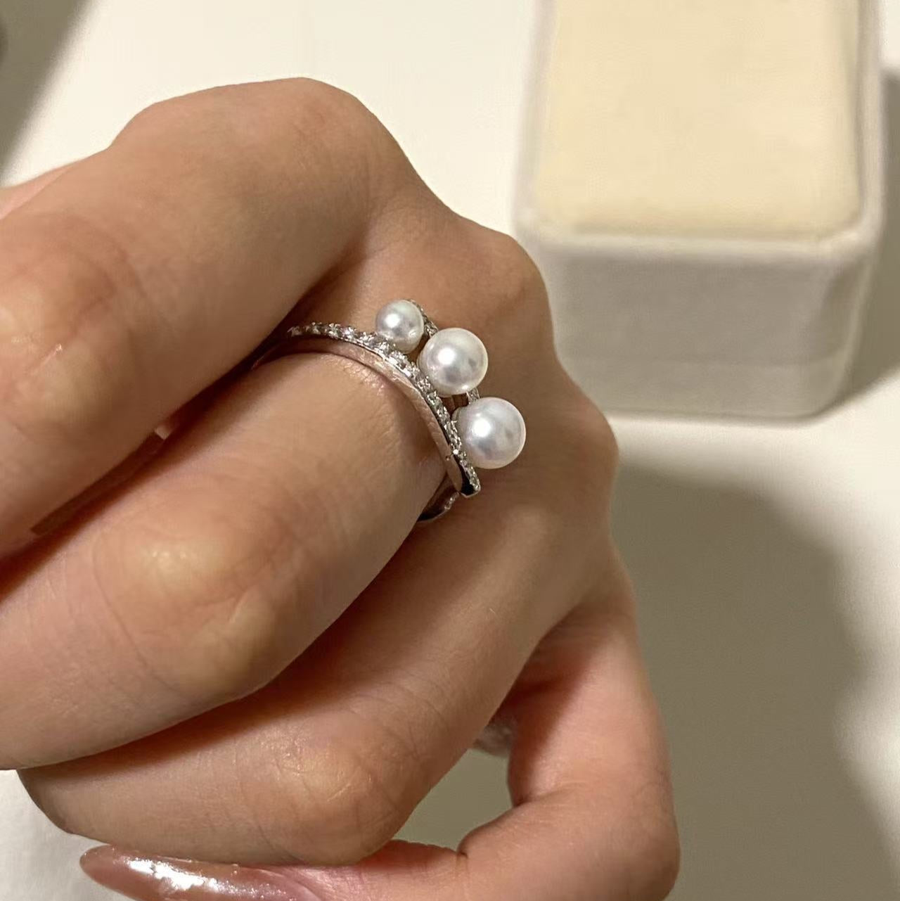 Gradient Flow Freshwater Pearl Ring FRS4600