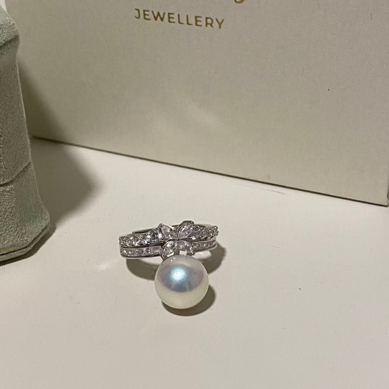10-11mm Lucky Clover Aurora Freshwater Pearl Ring