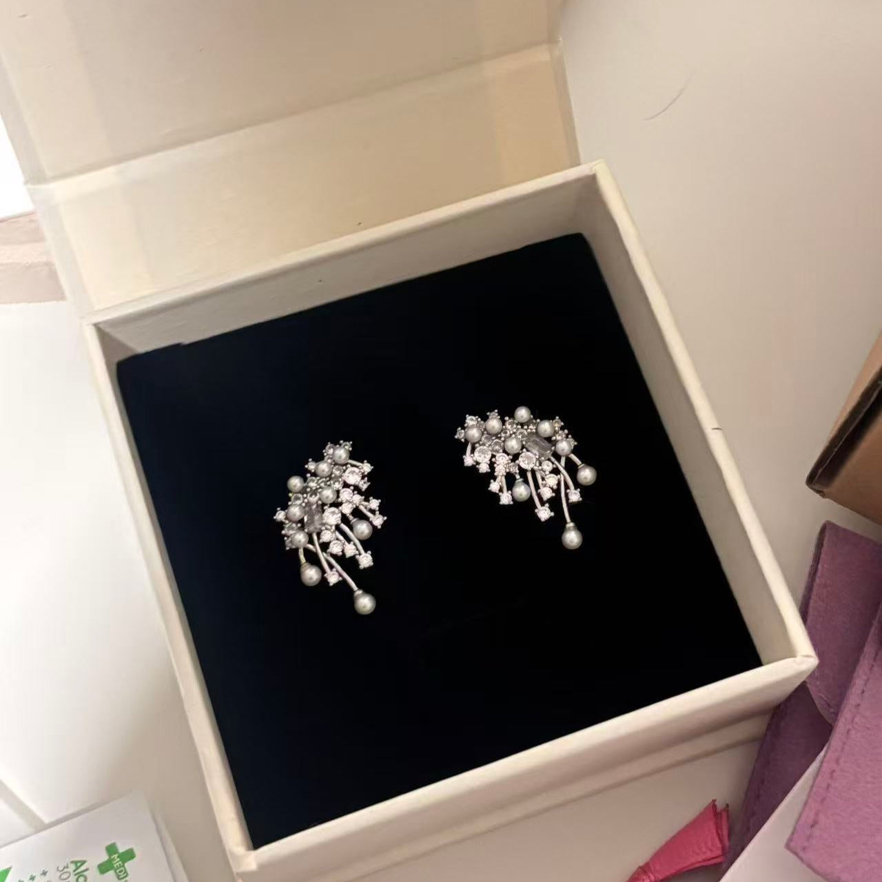 (Pre-order) Sparkling Fireworks Freshwater Pearl Earrings