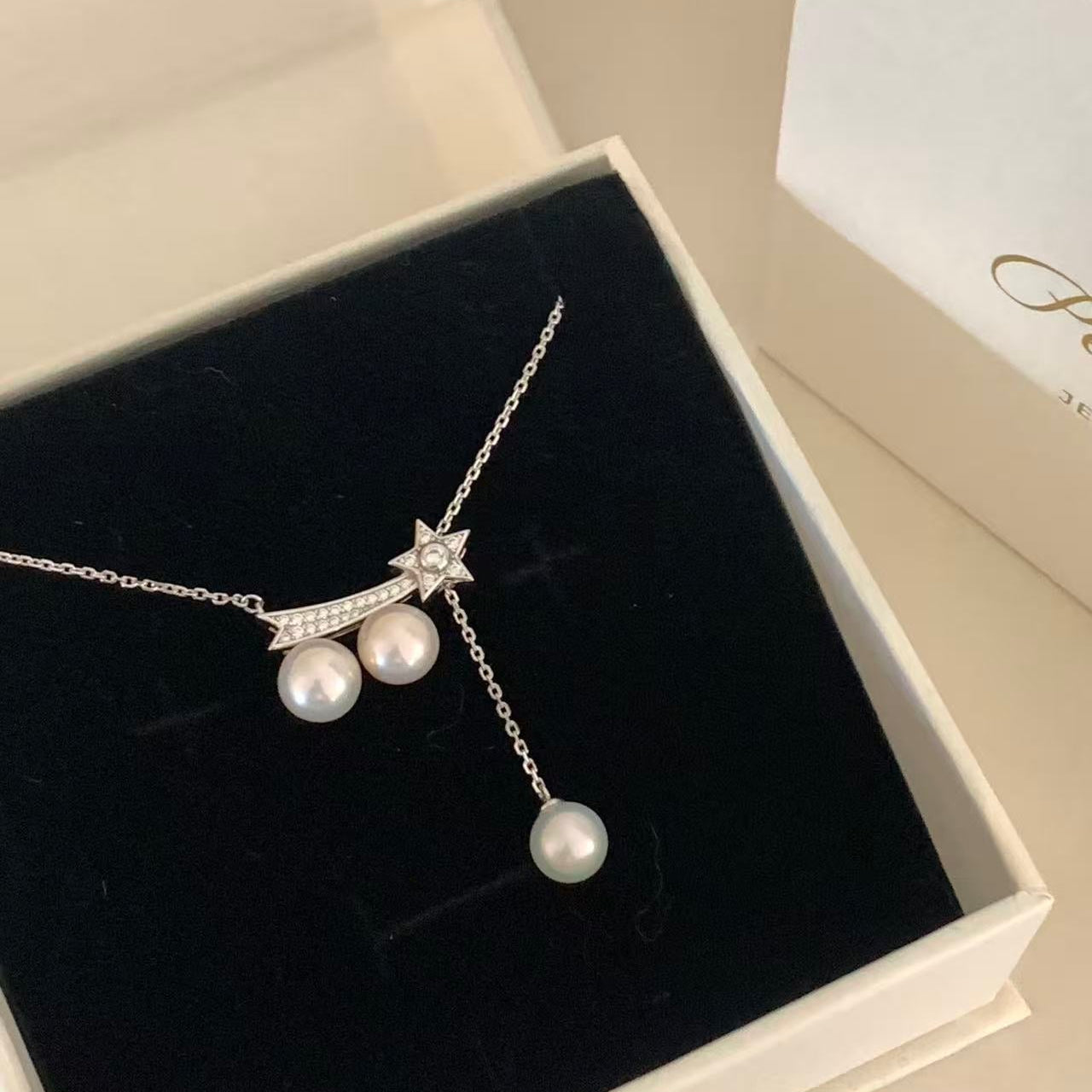 7.5-8mm Triple Pearl Shooting Star Necklace