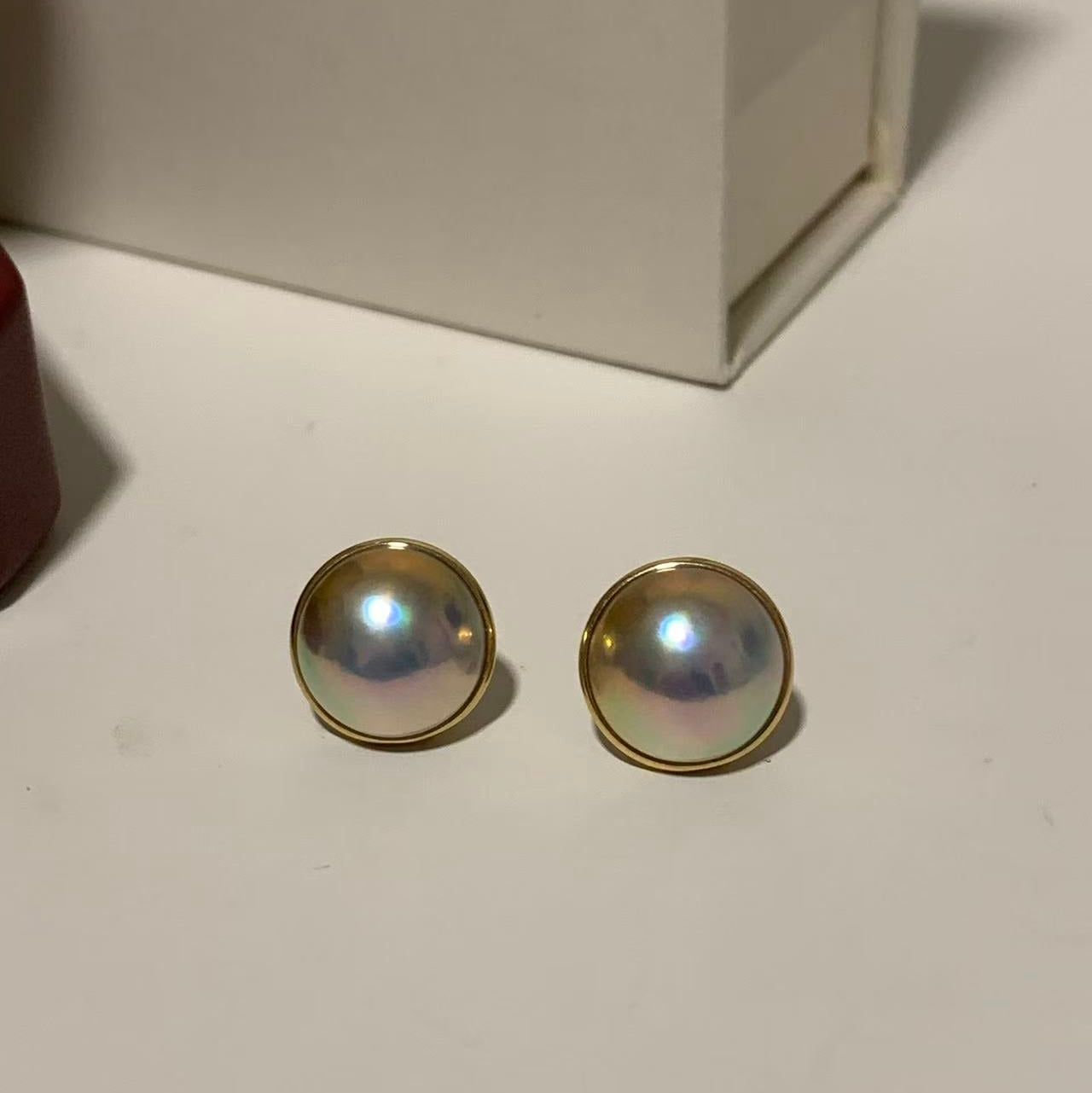 18K Gold Japan Mabe Pearl Stud Earrings