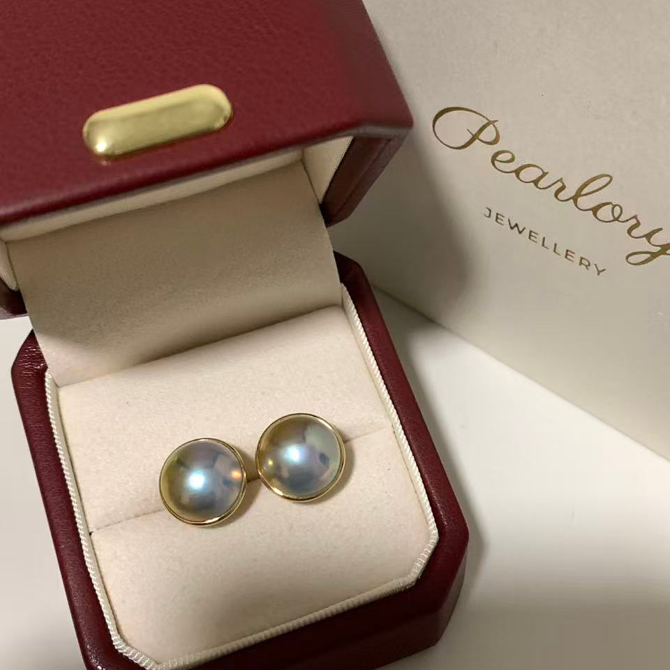18K Gold Japan Mabe Pearl Stud Earrings