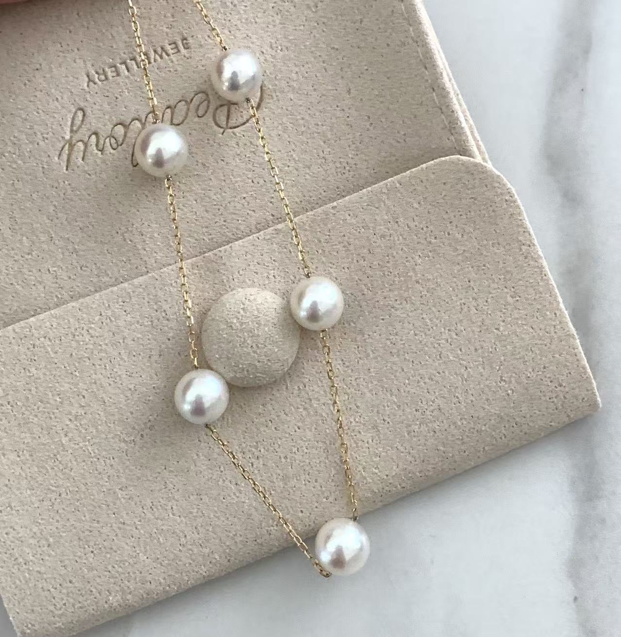 18K Gold Gypsophila Akoya Pearl Bracelet  AB18K0700