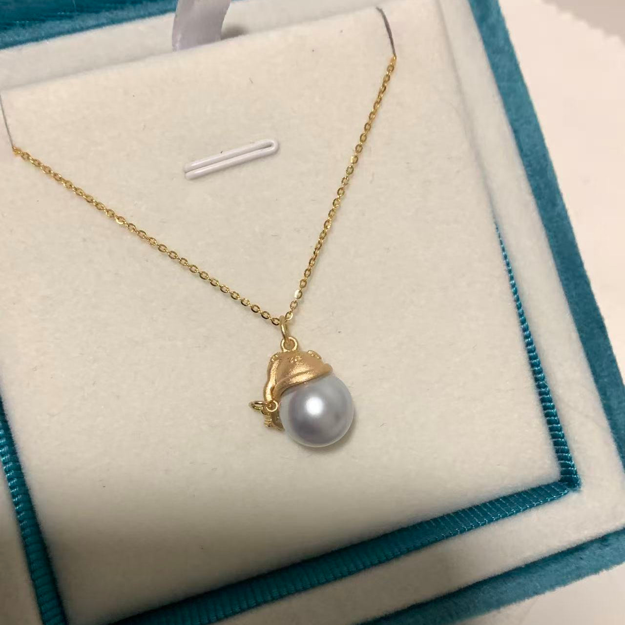 Christmas Limited Edition - Gold Star Australian South Sea Pearl Necklace