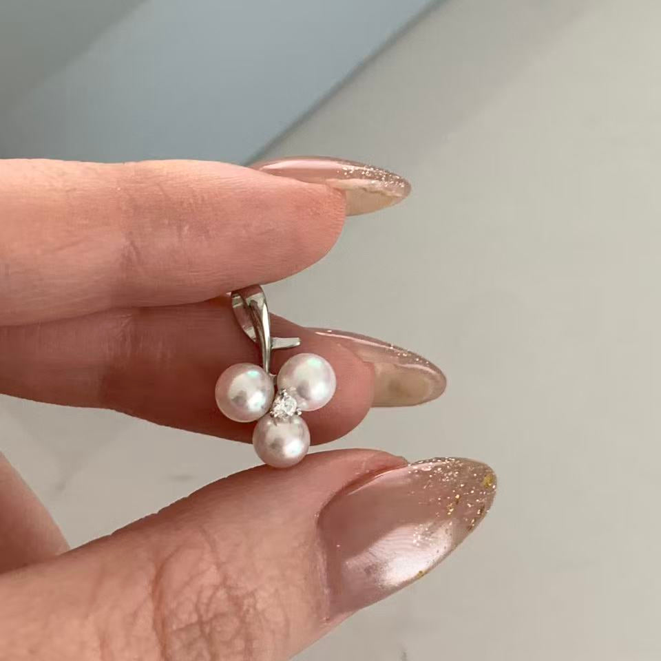 5-5.5mm Akoya Little Cherry Pearl Necklace (Silver/Gold)