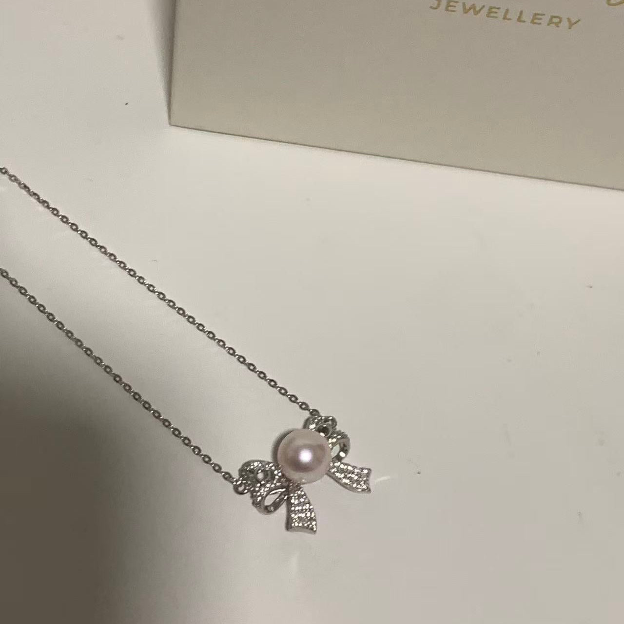 8mm Butterfly Bow Akoya Pearl Necklace