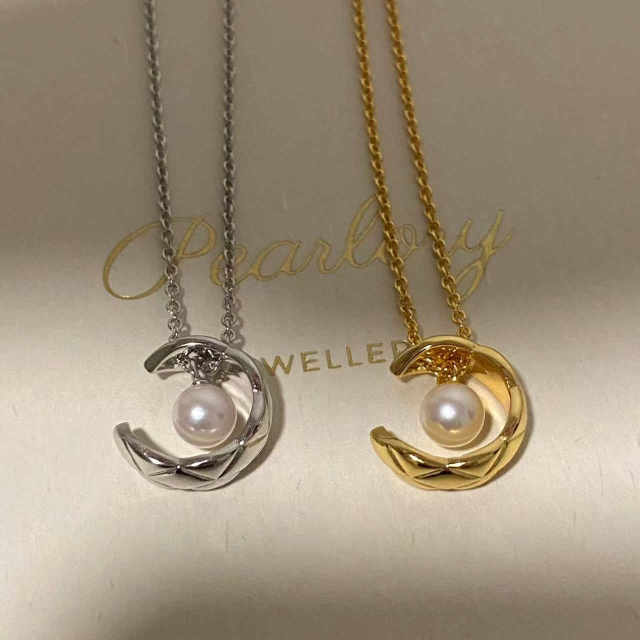 6-6.5mm Akoya Moonlight Treasure Box Pearl Necklace - Silver/Gold