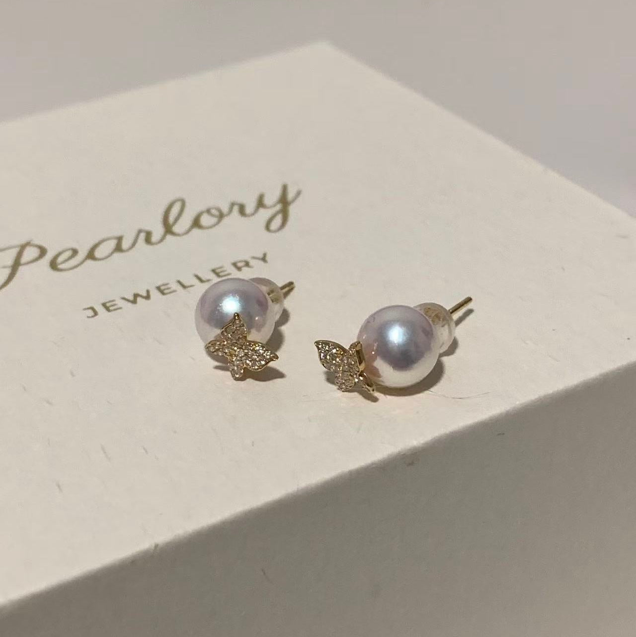 18K Gold Butterfly Akoya Pearl Stud Earrings