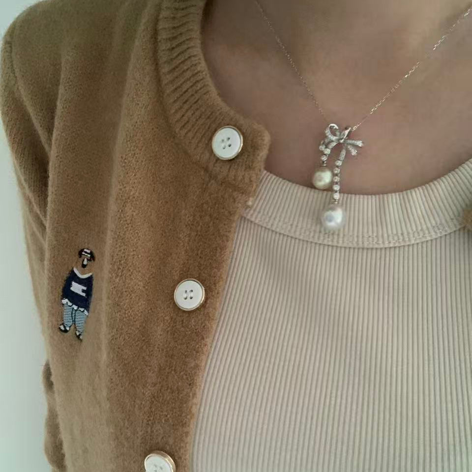 9-11mm Twin Pearl Bow Necklace