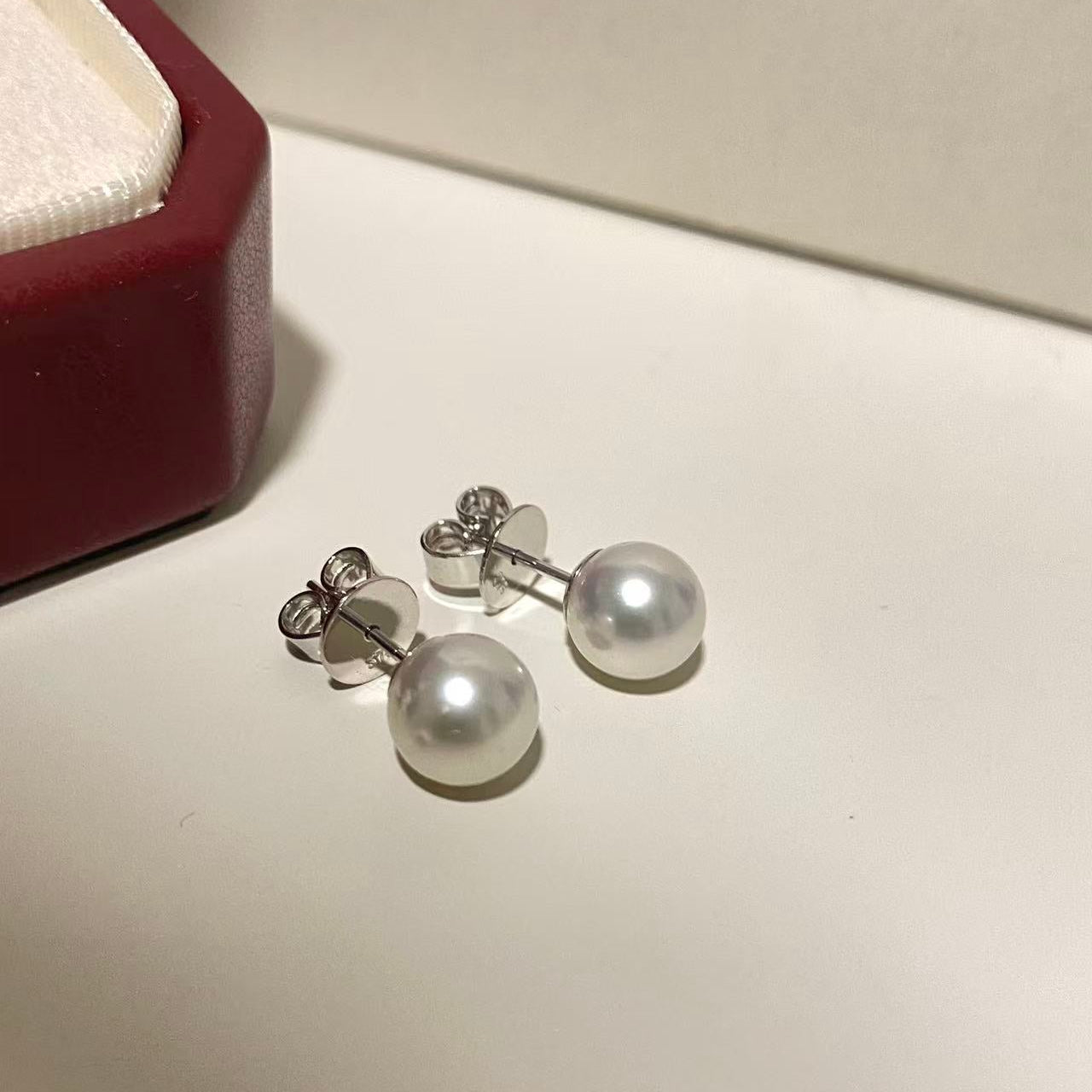 9K Gold Small Australian White Pearl Stud Earrings SE9K7800