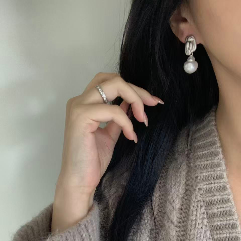 12-13mm Twin Bird South Sea Pearl Earrings