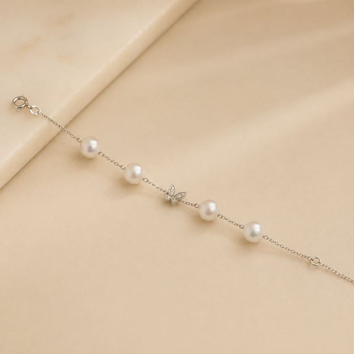9-11mm Butterfly South Sea Pearl Bracelet