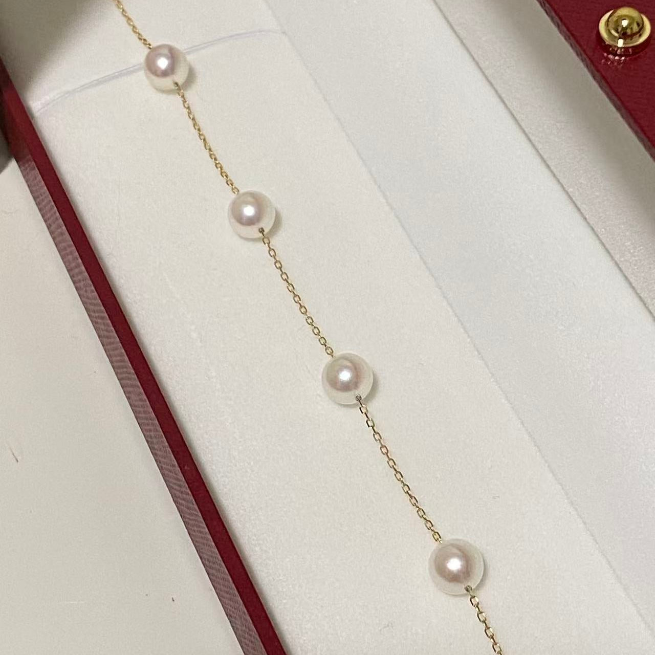 18K Gold Gypsophila Akoya Pearl Bracelet  AB18K0700