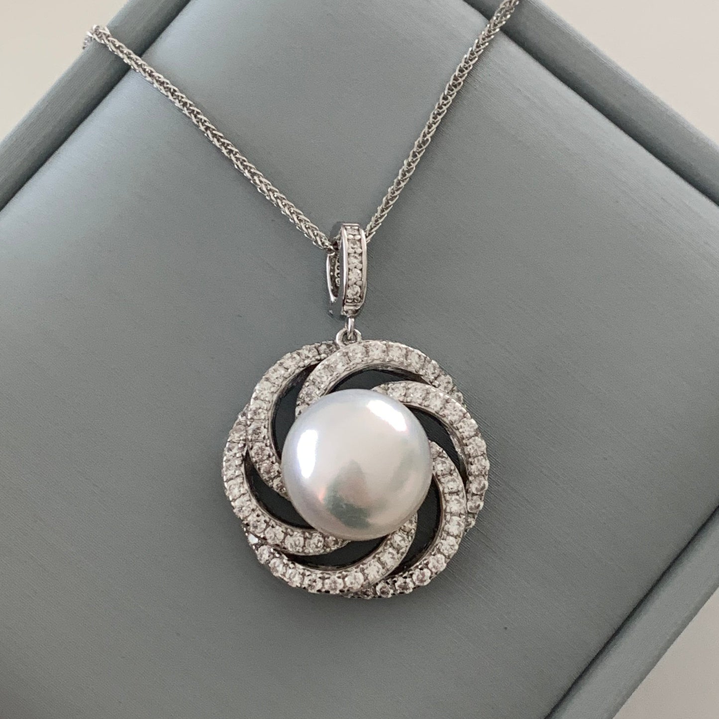 11-12mm Rose Window Australian South Sea Pearl Necklace