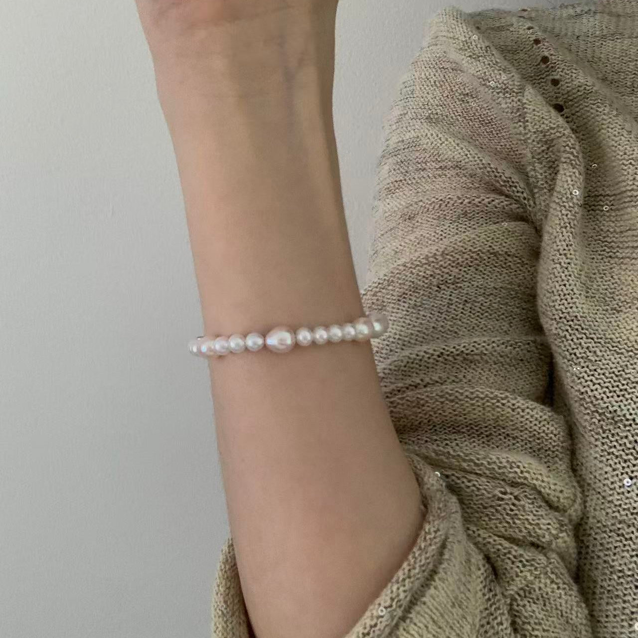 4.5-7mm Handcrafted Aurora Freshwater Pearl Bracelet