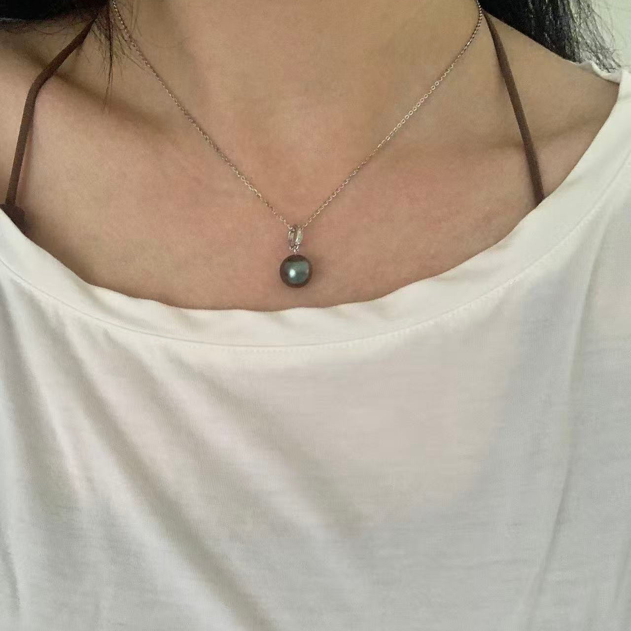 18K White Gold Tahitian Pearl Necklace TN18KZ1060