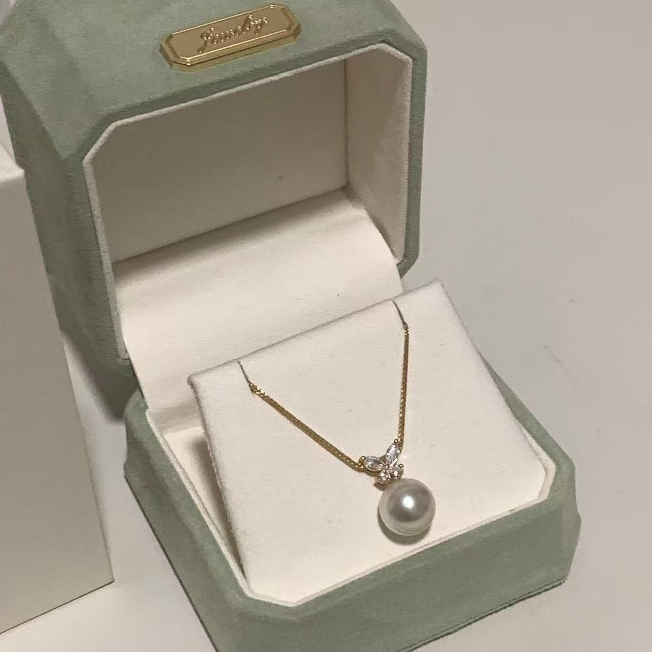 18K Gold Golden Butterfly Australian South Sea Pearl Necklace