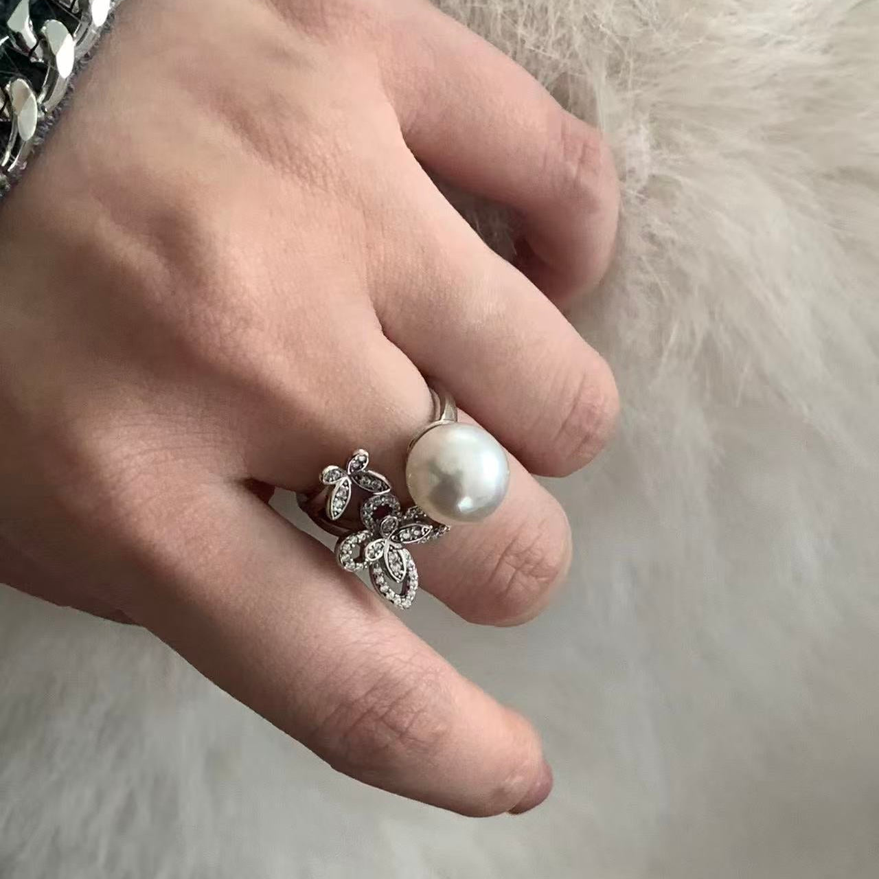 10-11mm Twin Butterfly Australian South Sea Pearl Ring
