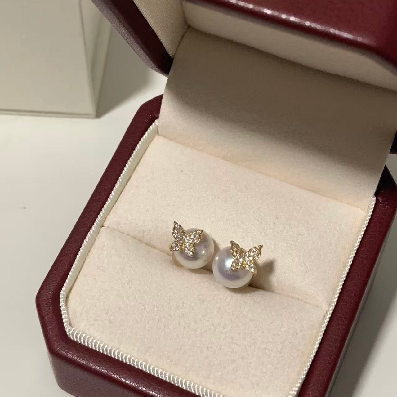 18K Gold Butterfly Akoya Pearl Stud Earrings