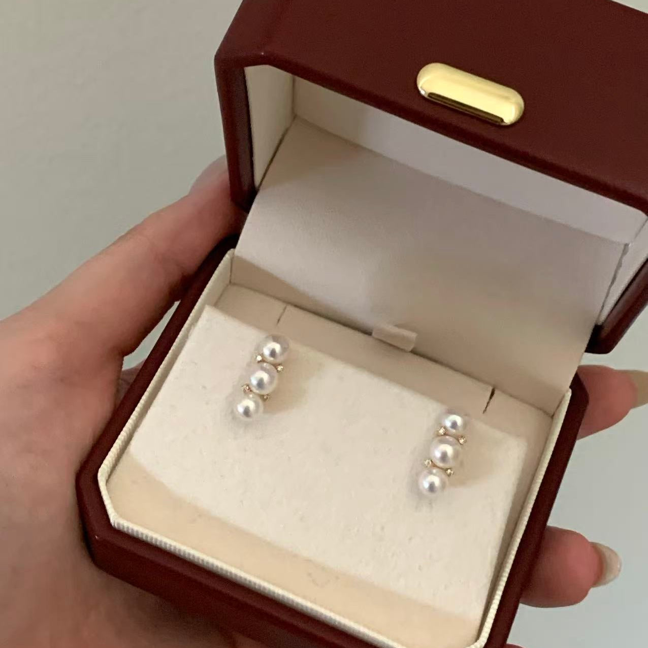 18K Gold Akoya Pearl Pea Stud Earrings