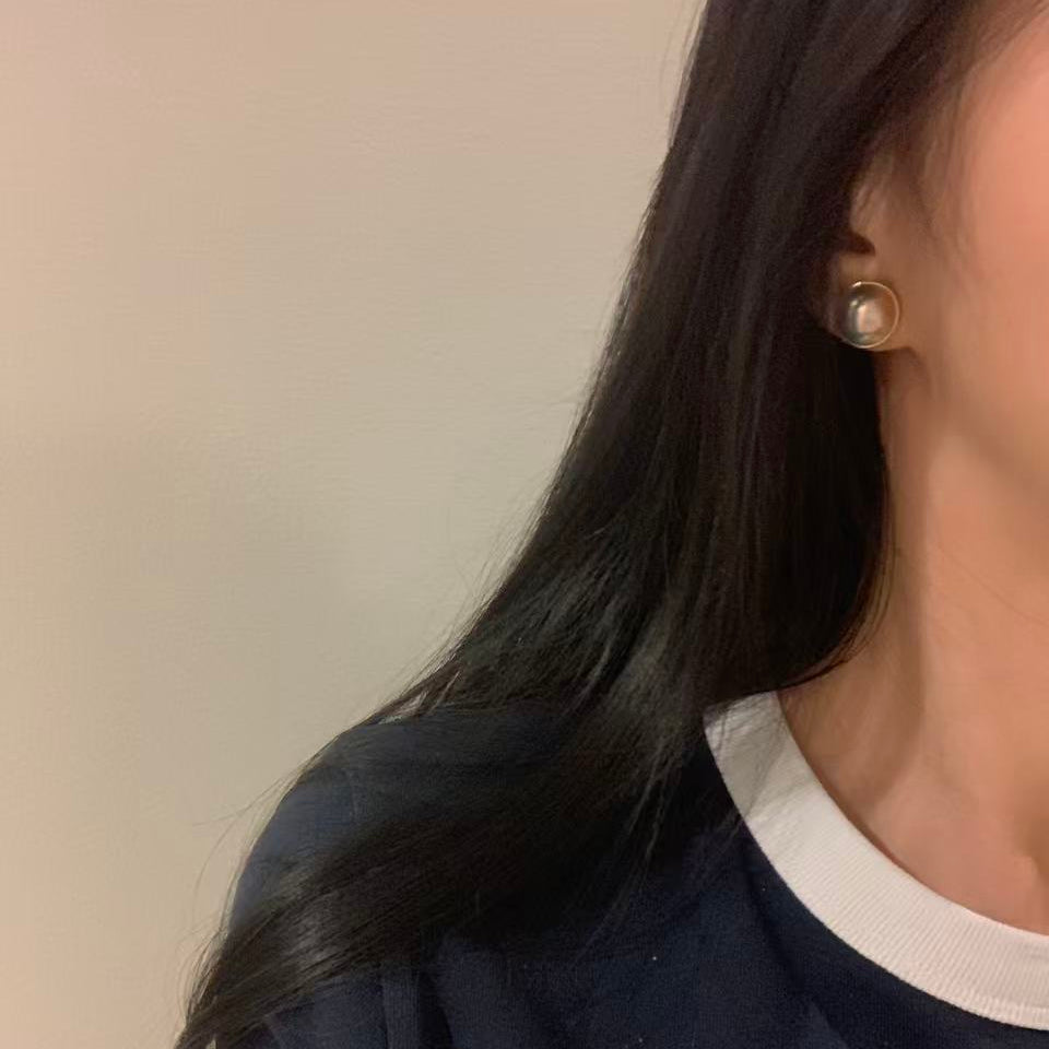 18K Gold Japan Mabe Pearl Stud Earrings