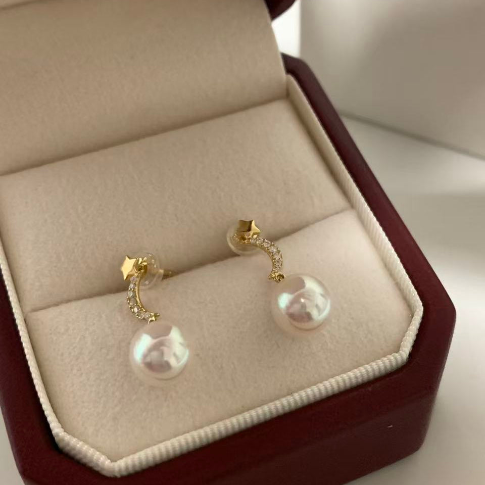 18K Gold Akoya Star and Moon Earrings