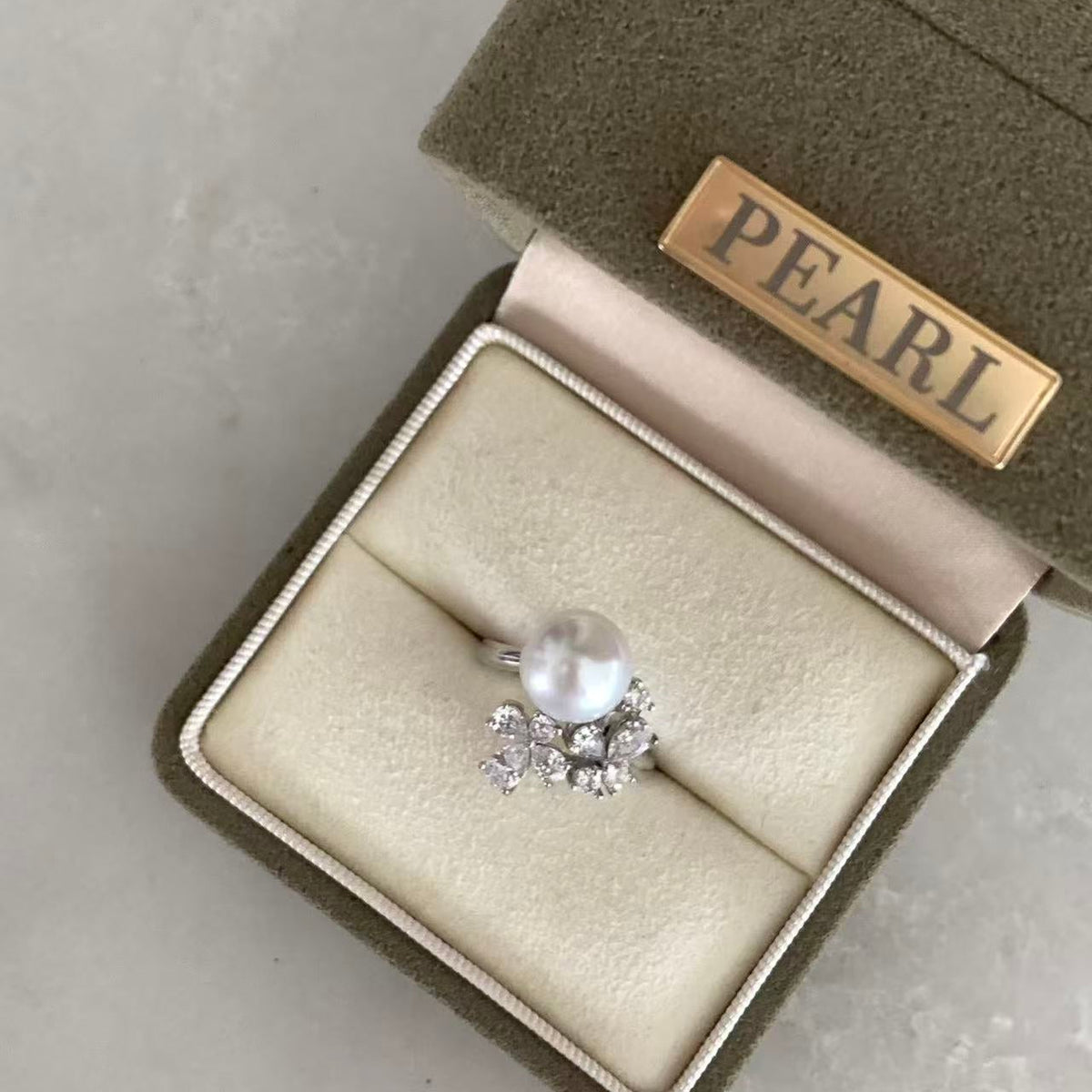 10-11mm Australian South Sea Pearl Blossom Ring