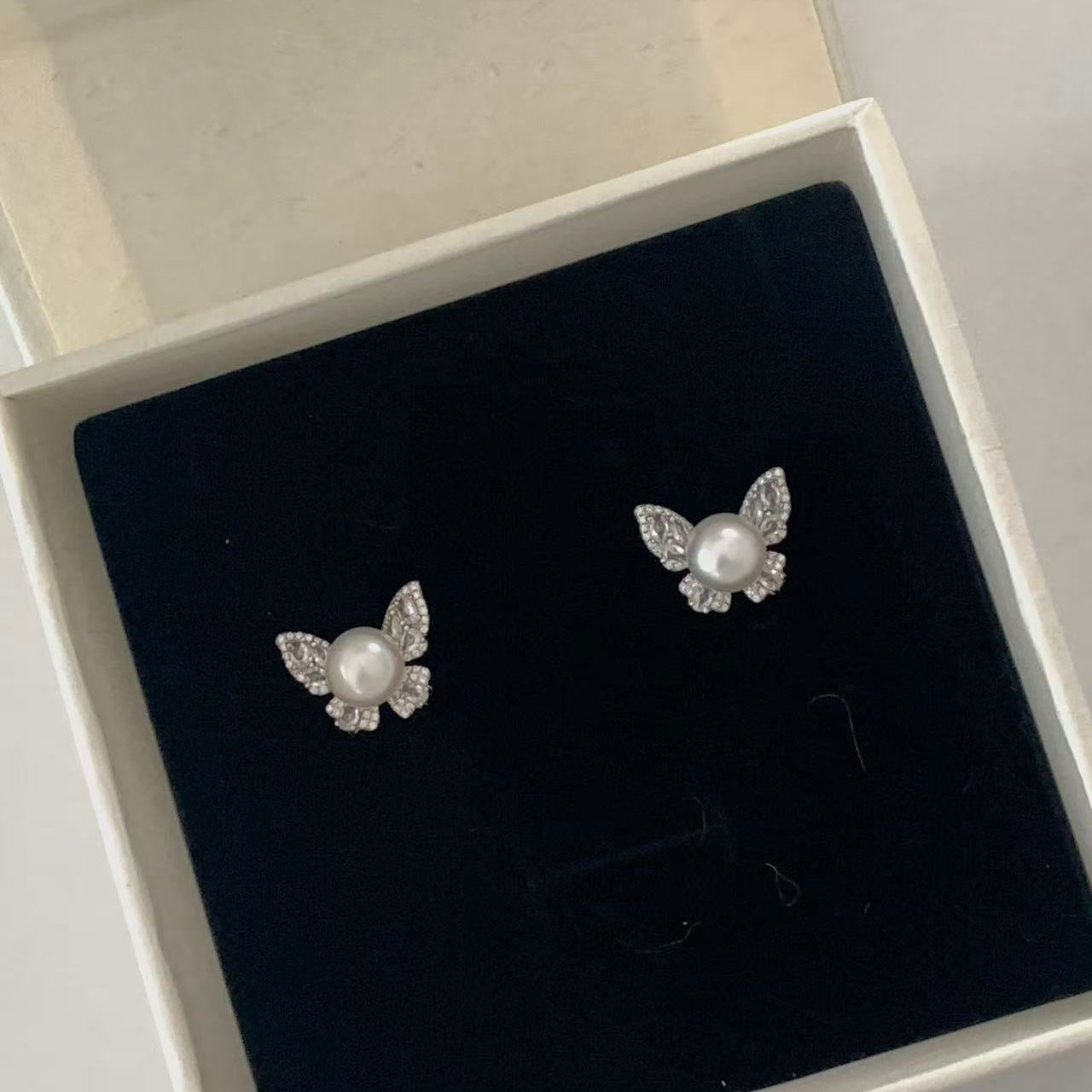 8.5mm Little Butterfly Australian South Sea Pearl Earrings