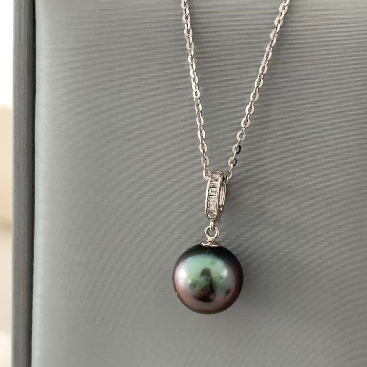 18K White Gold Tahitian Pearl Necklace TN18KZ1060